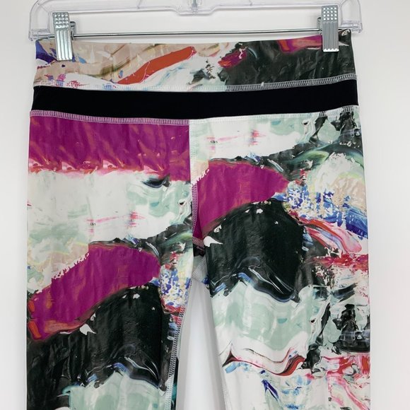 Lululemon‎ Run Inspire Crop II Pigment Wave Legging - Picture 2 of 8